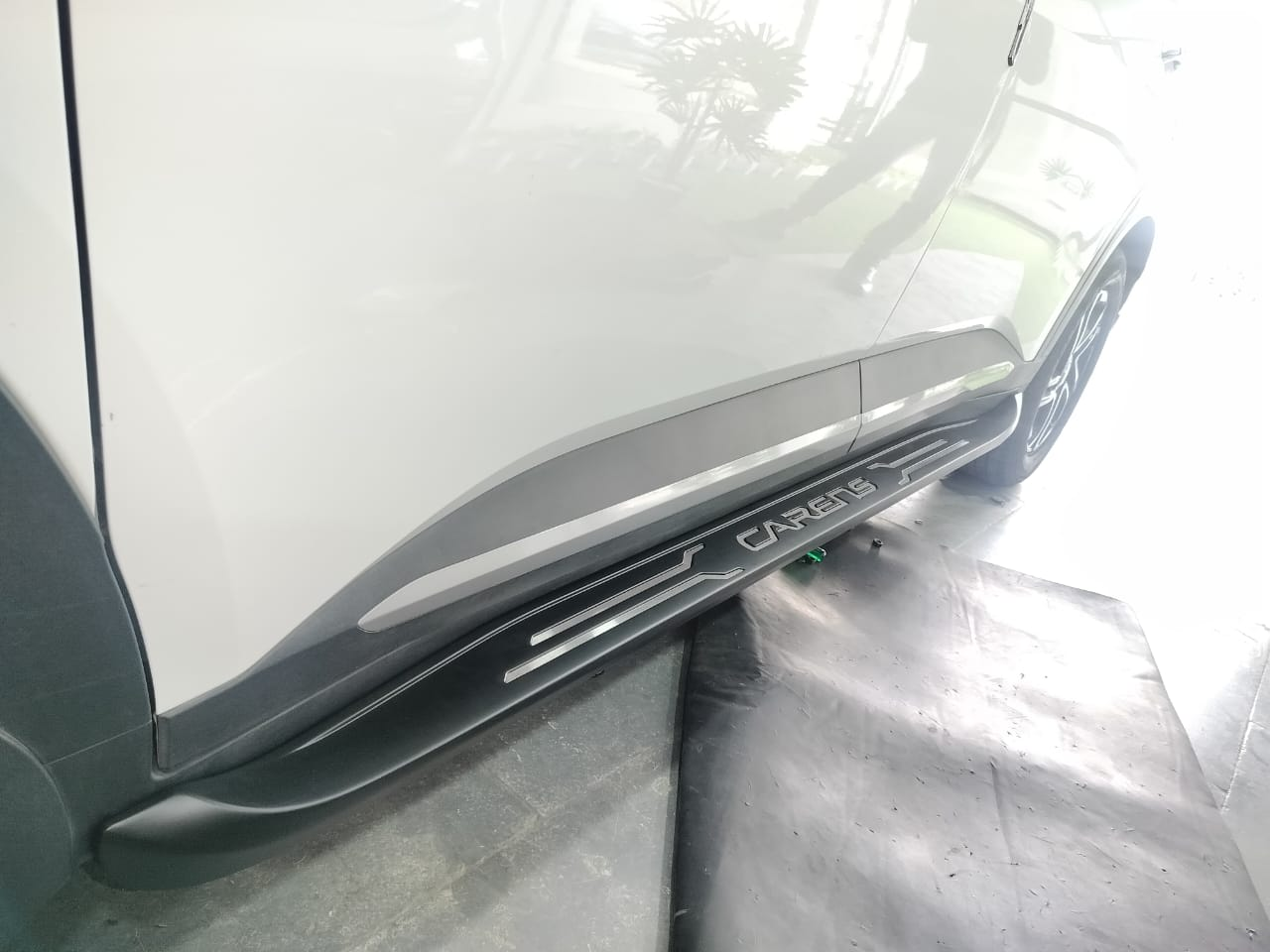 Side Step Kia Carrens Ctrak - OEM Type